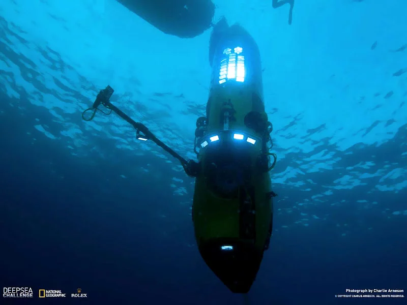 The Deepsea Challenger indive orientation (Photo: National Geographic)