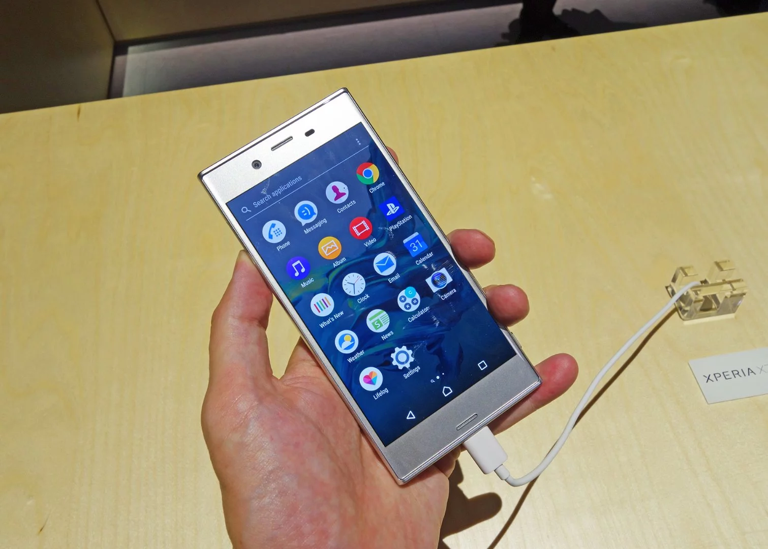 The rounded, metal finish of the Xperia XZ is smooth and comfortable to the touch