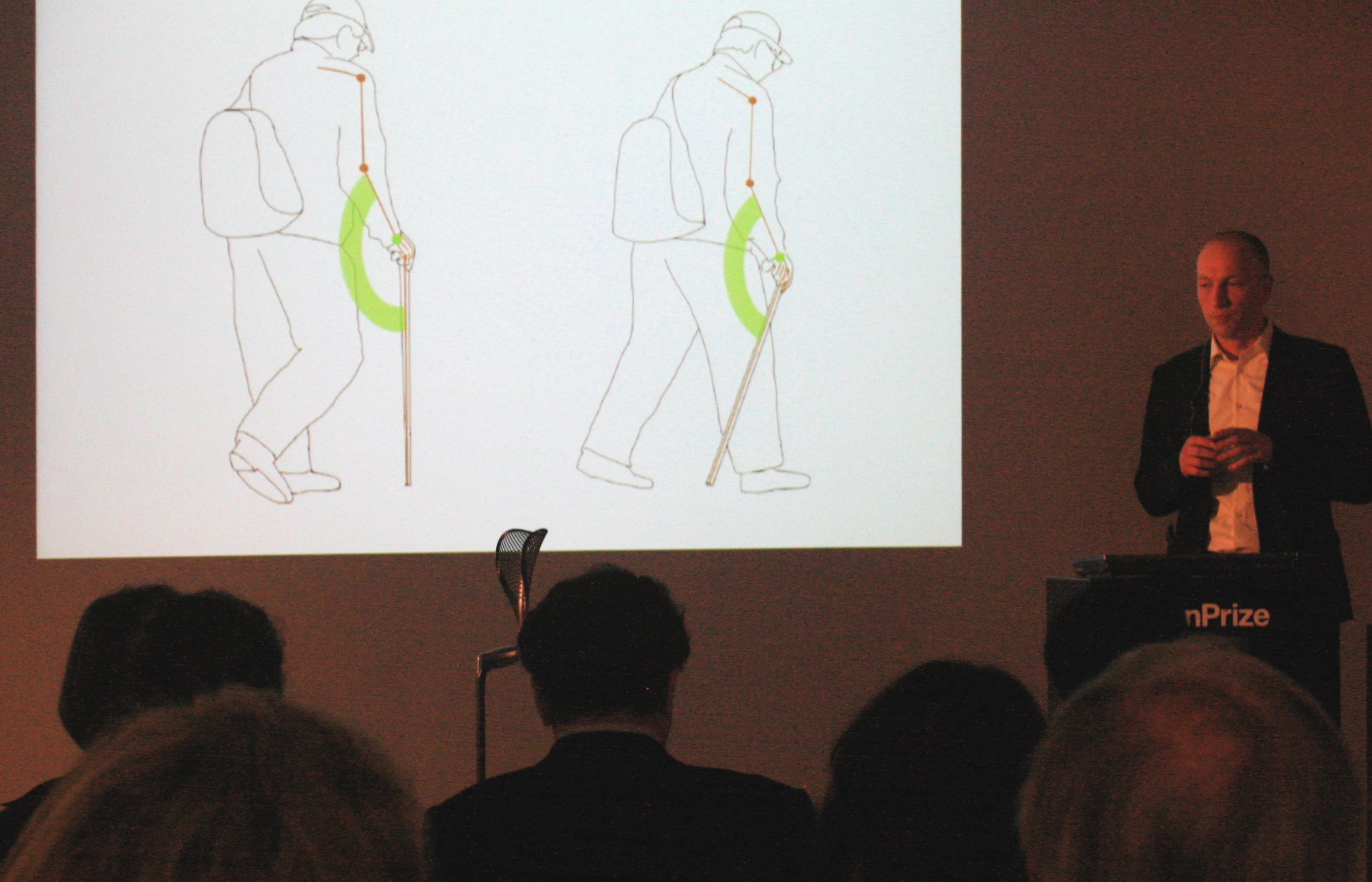 Agil is a flexible walking aid that mimics the body’s natural walking process