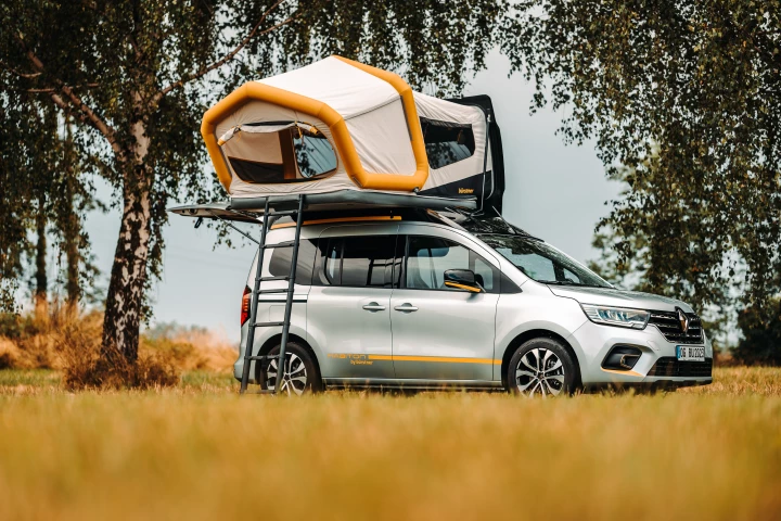 The Habiton concept features a unique inflatable pop-up sleeper roof