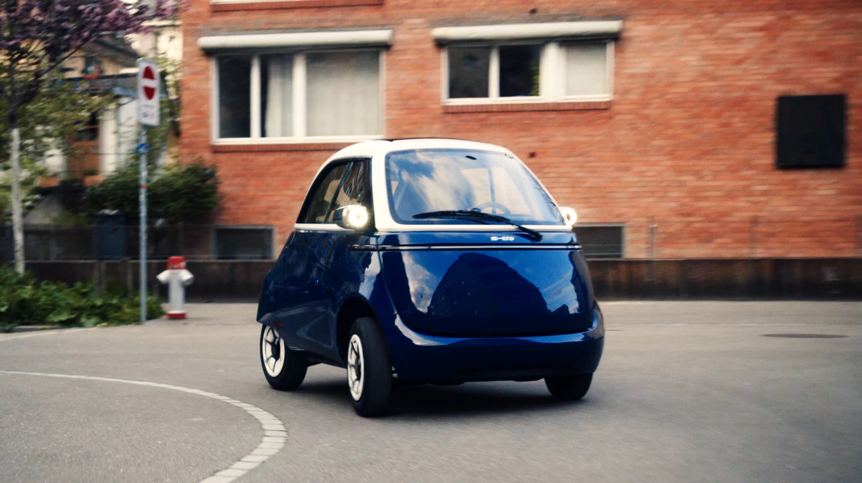 The Microlino Pioneer Series models will come in exclusive Atlantic Blue (shown) or Torino Aluminium finishes