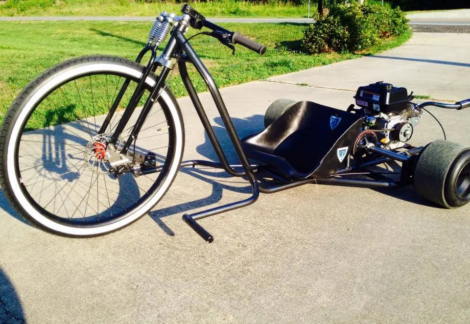The Big Wheel Drift trike runs on a 6.5 hp (4.8 kW) motor