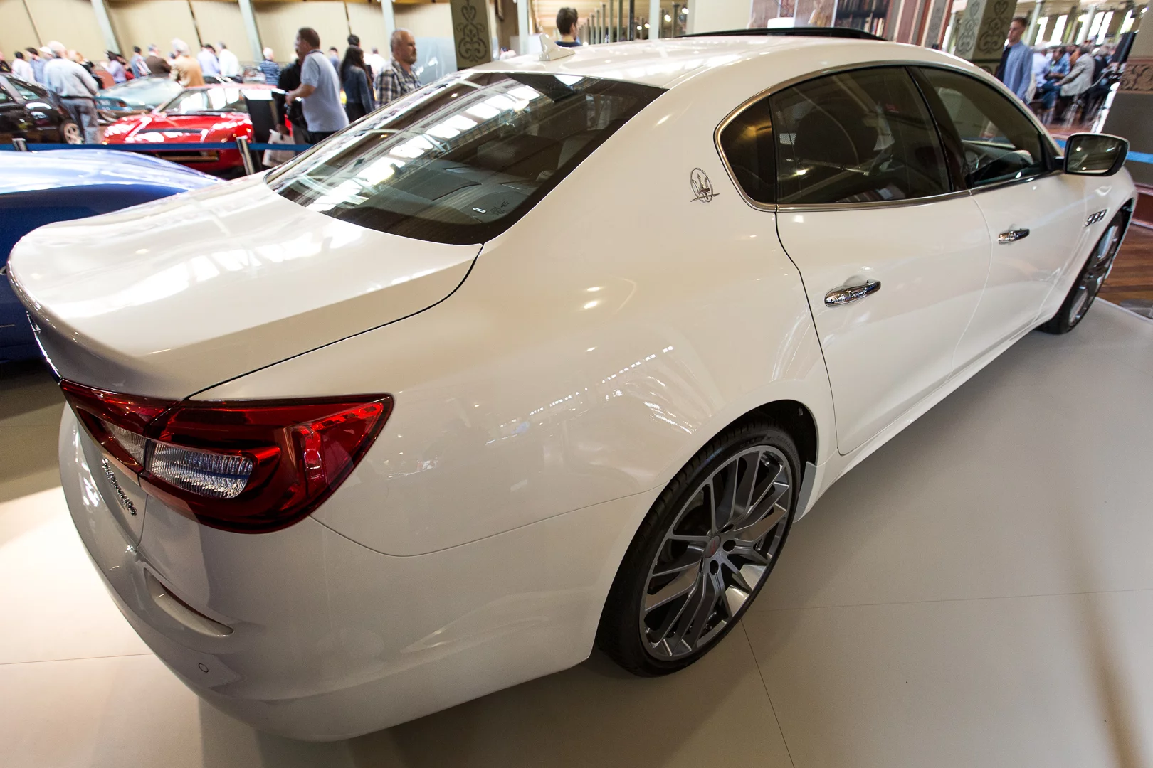 The Maserati Quattroporte boasts a maximum speed of 307 km/h (190 mph) (Photo: Nick Lavars/Gizmag)