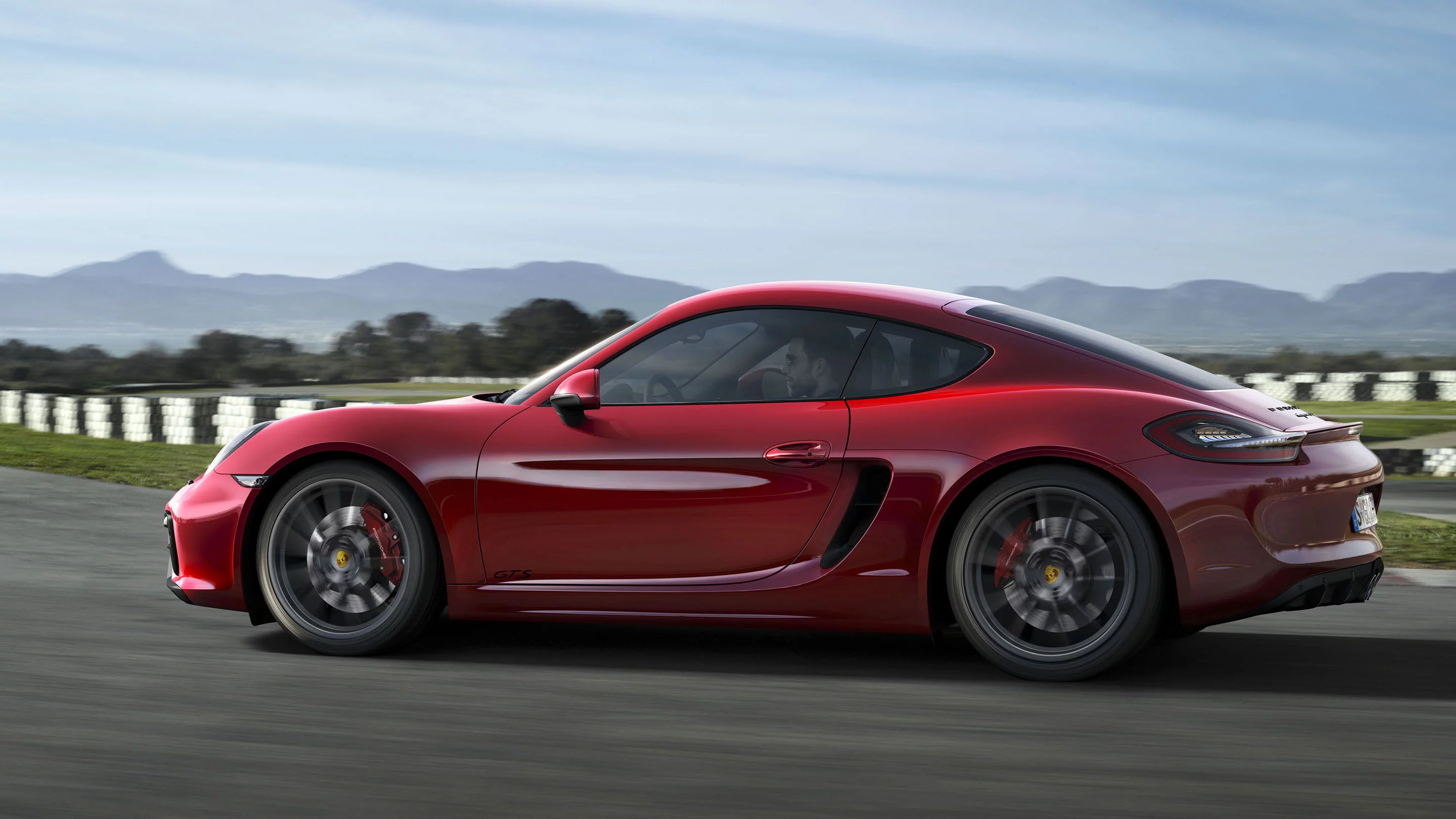 Porsche has premiered the Boxster GTS and Cayman GTS at this year’s Auto China motor show