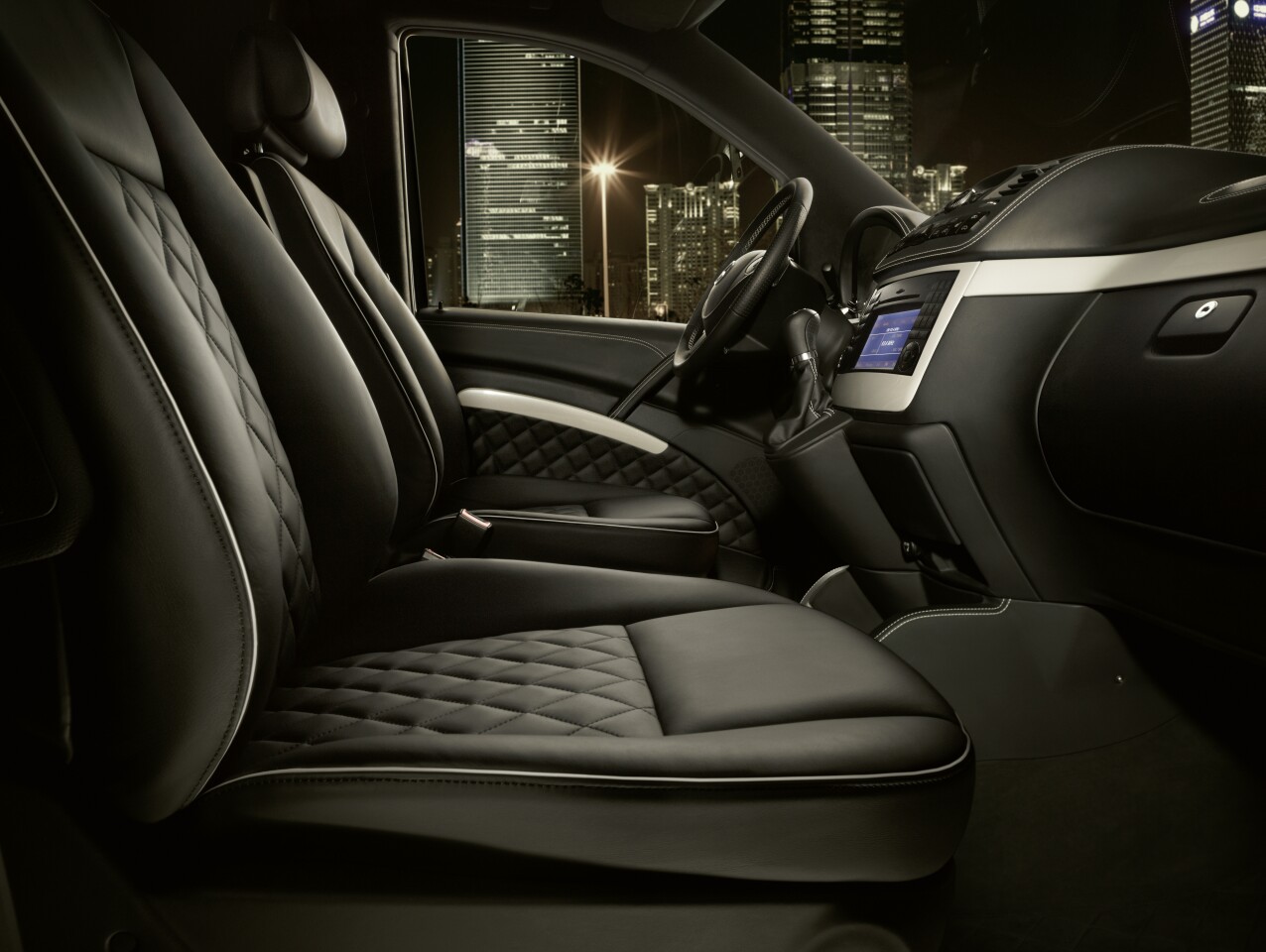 The Mercedes Benz Viano Vision Diamond Concept