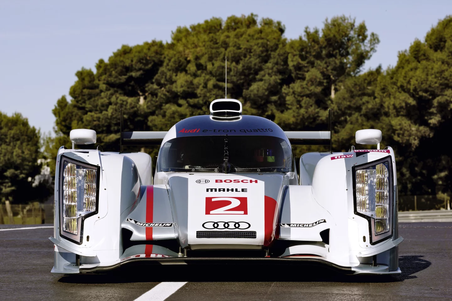 The Audi R18 etron Quattro