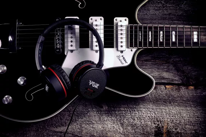 Players can choose from AC30 or amp stack headphones, or a model designed especially for lovers of the low end