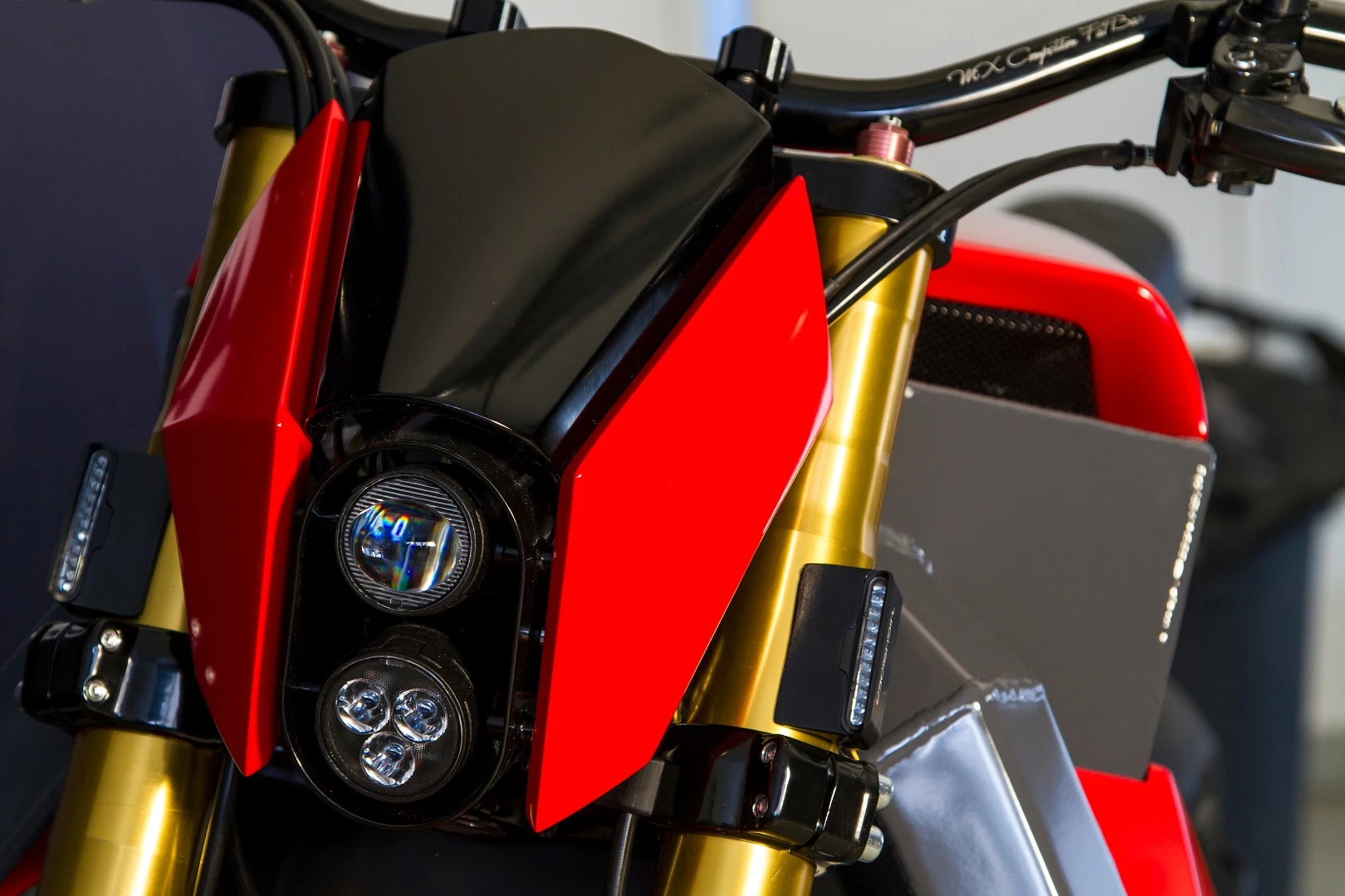 RMK E2 headlight