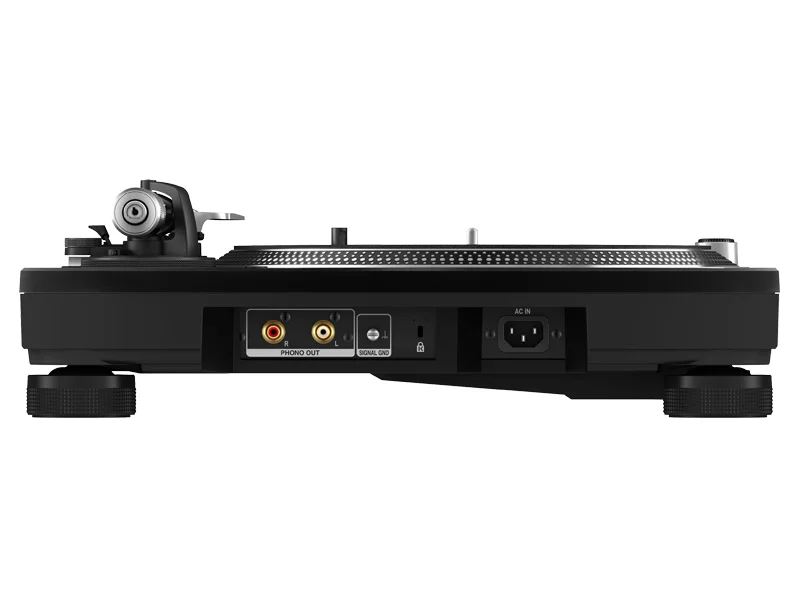 The rear of the unit sports AC power connection and low impedance, gold-plated RCA output jacks