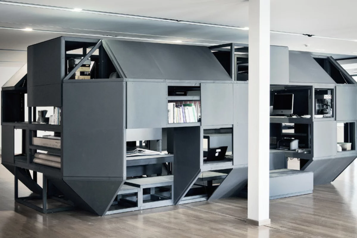 The Verbandkammer modular workspace by Nilsson Pflugfelder