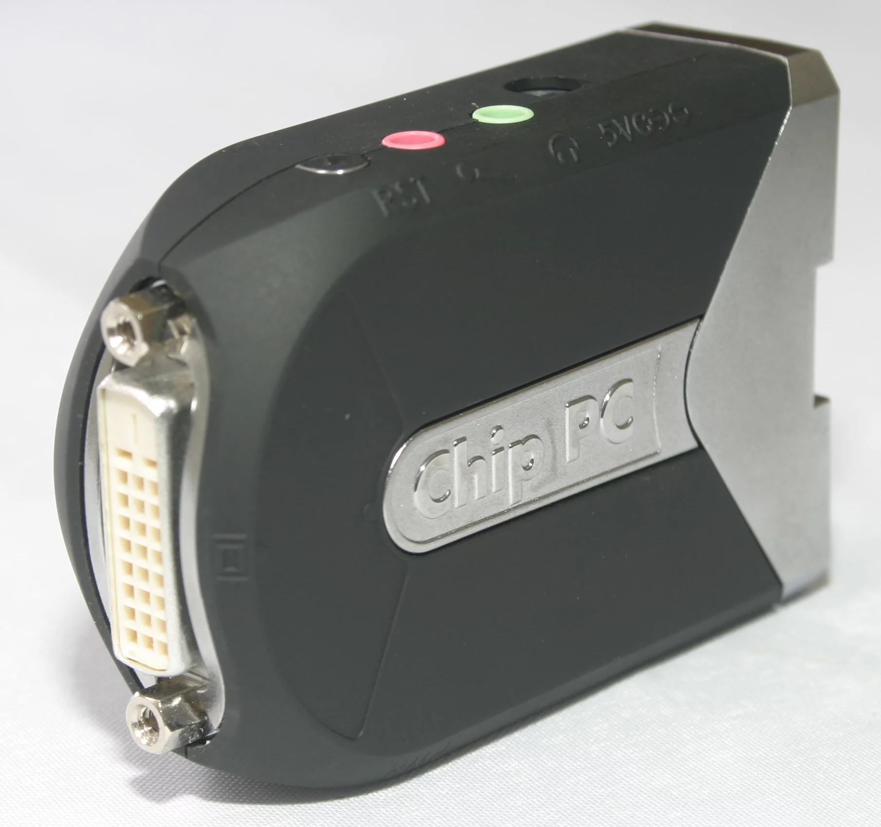 Chip PC's Plug PC offers a cross-platform thin client or virtual desktop computer solution