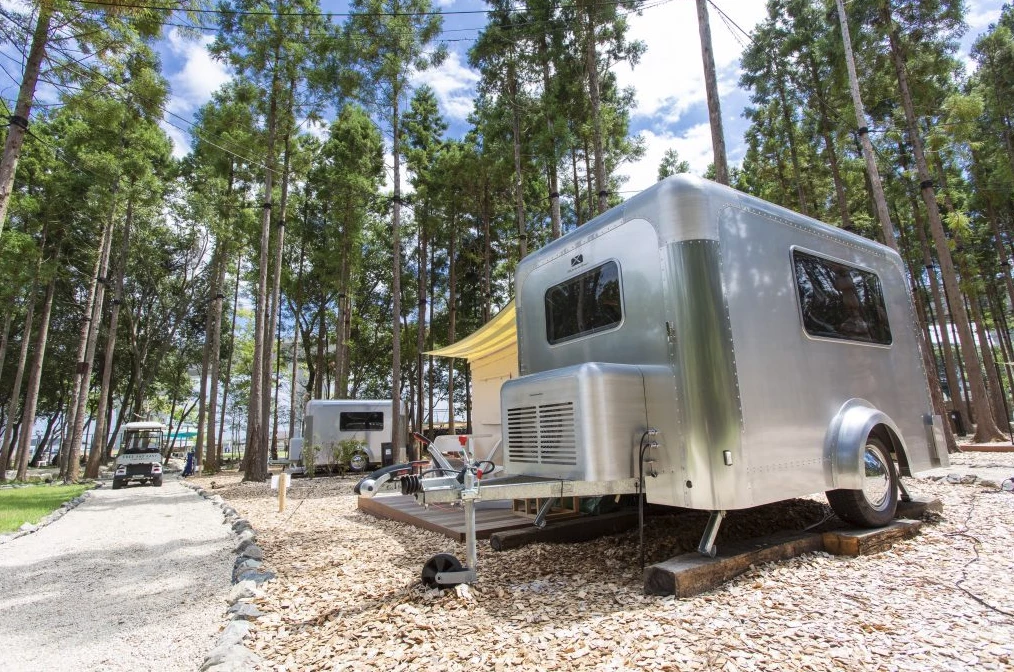 Located near the X-Cabin Lab production facility, X-Cabin's Free and Easy Resort is a glamping retreat designed for trailers, motorhomes and tents