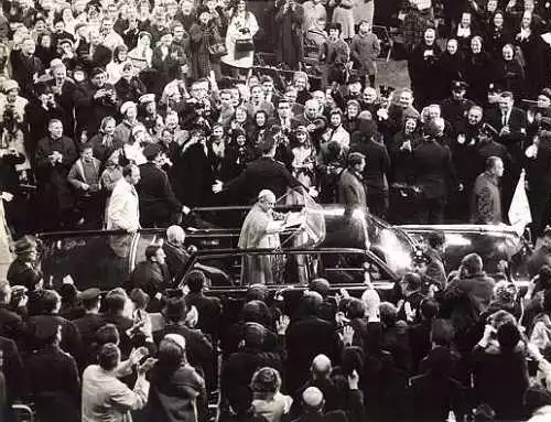 The Pope and the Popemobile