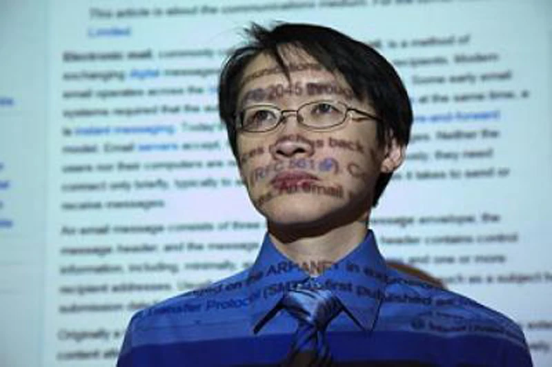 Concordia University professor, Benjamin Fung, has developed an effective new technique to determine the authorship of anonymous emails (Image: Concordia University)
