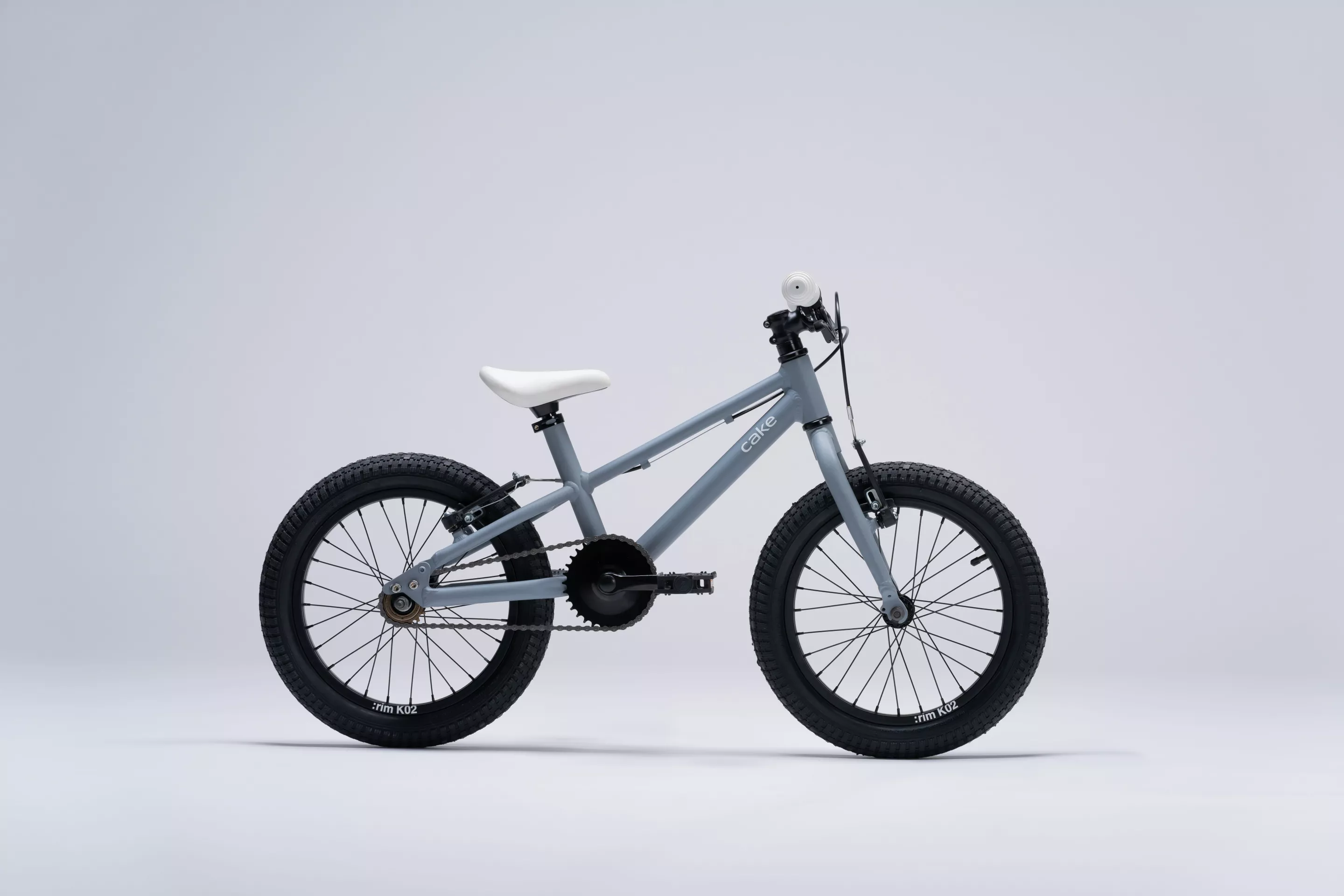 The Steady features a 6061 aluminum frame, 16-inch wheels and a single-speed freehub