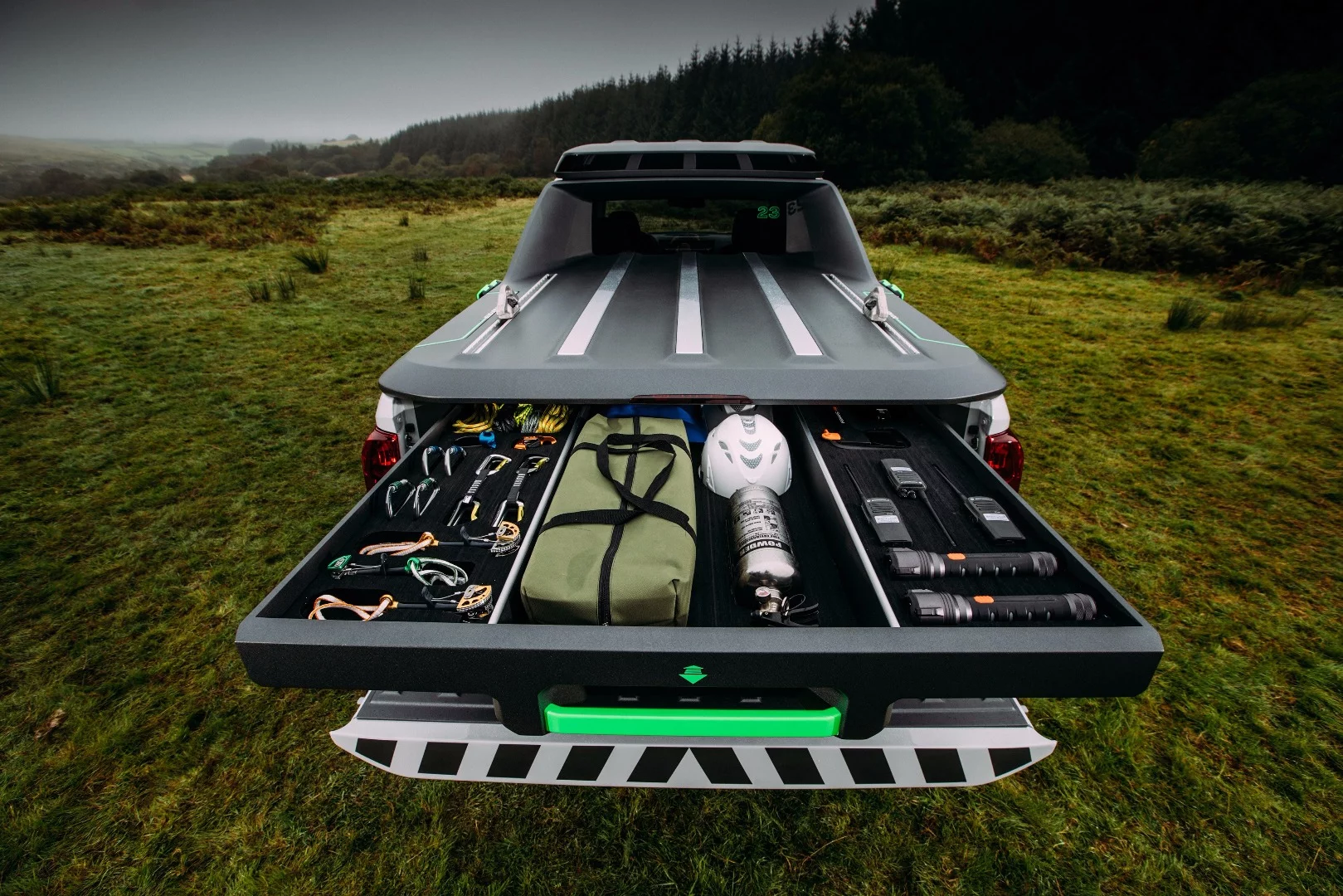 Nissan's all-new Navara EnGuard Concept