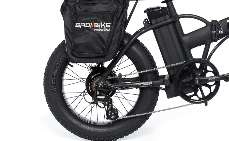 The Fat Bad uses a li-po battery pack for up to 43 miles of electric power