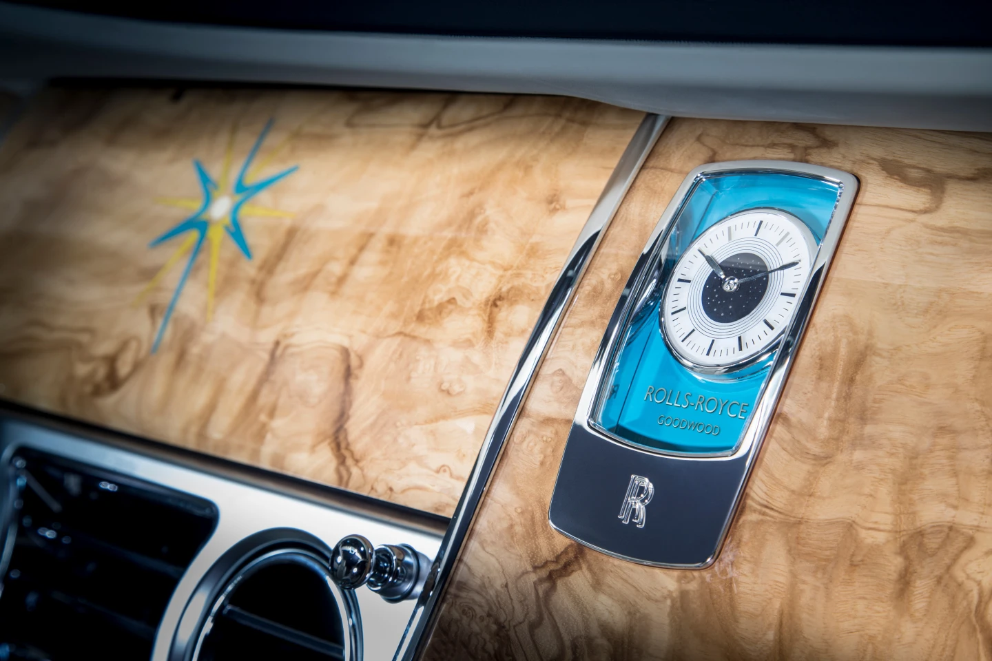 Dashboard of the Rolls-Royce Suhail
