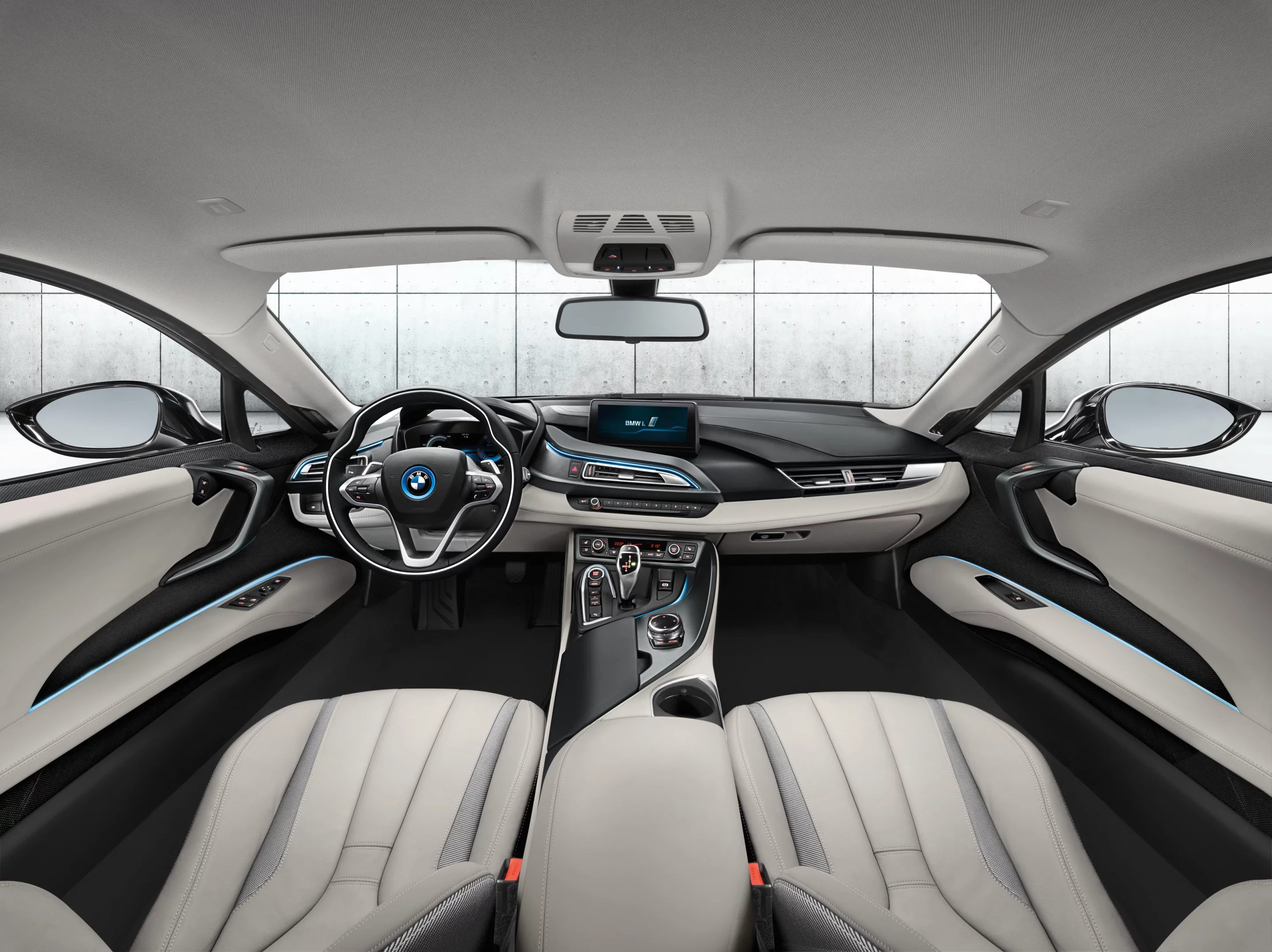 The BMW i8 - interior