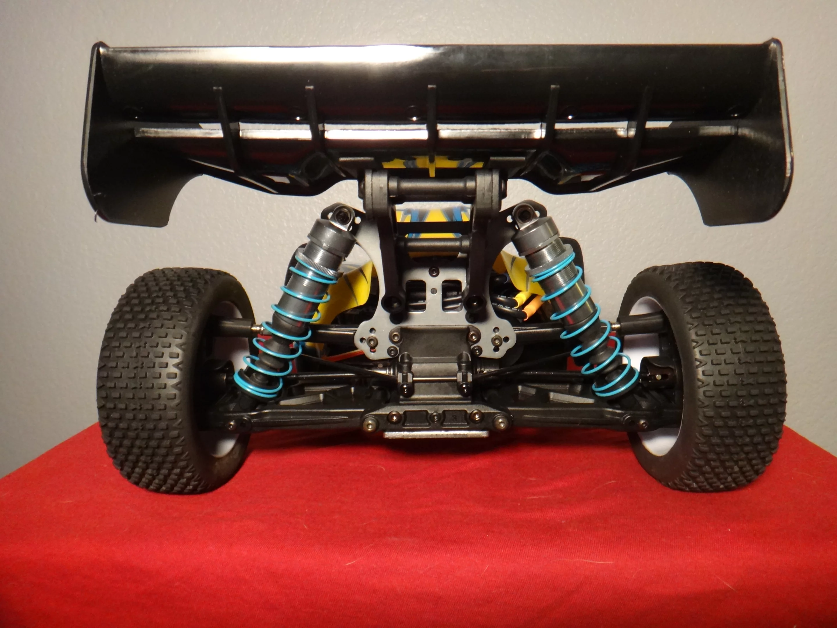 A set of heavy-duty shocks combined with front and rear sway bars help keep the car level on unstable terrain and soften the impact after a drop