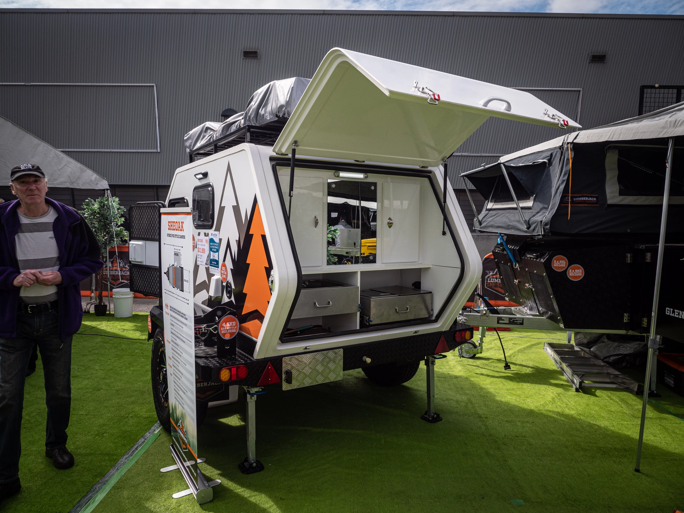 The rear hatch opens up to reveal the galley below
