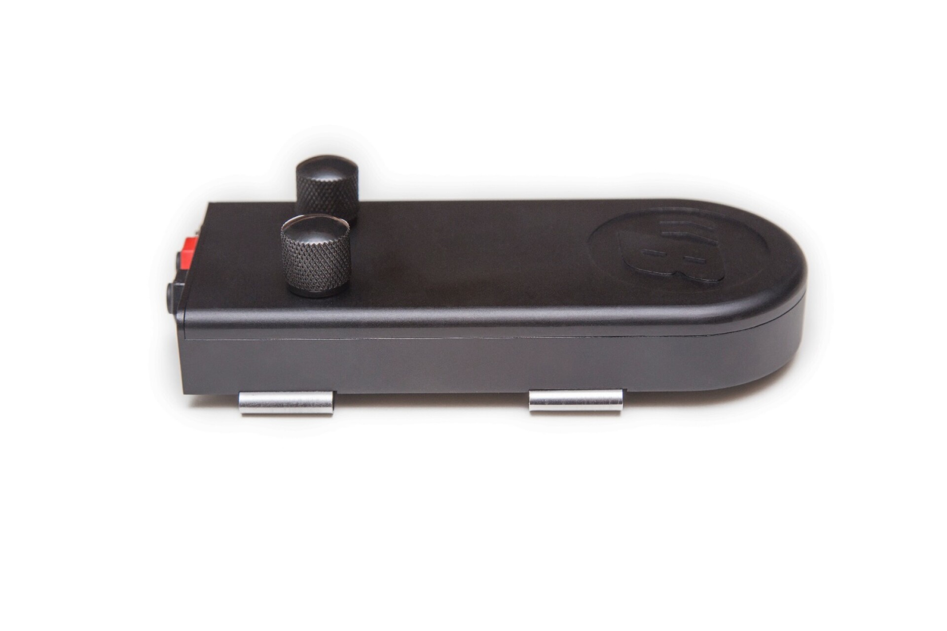 BackBeat wearable subwoofer lets bass players feel the noise