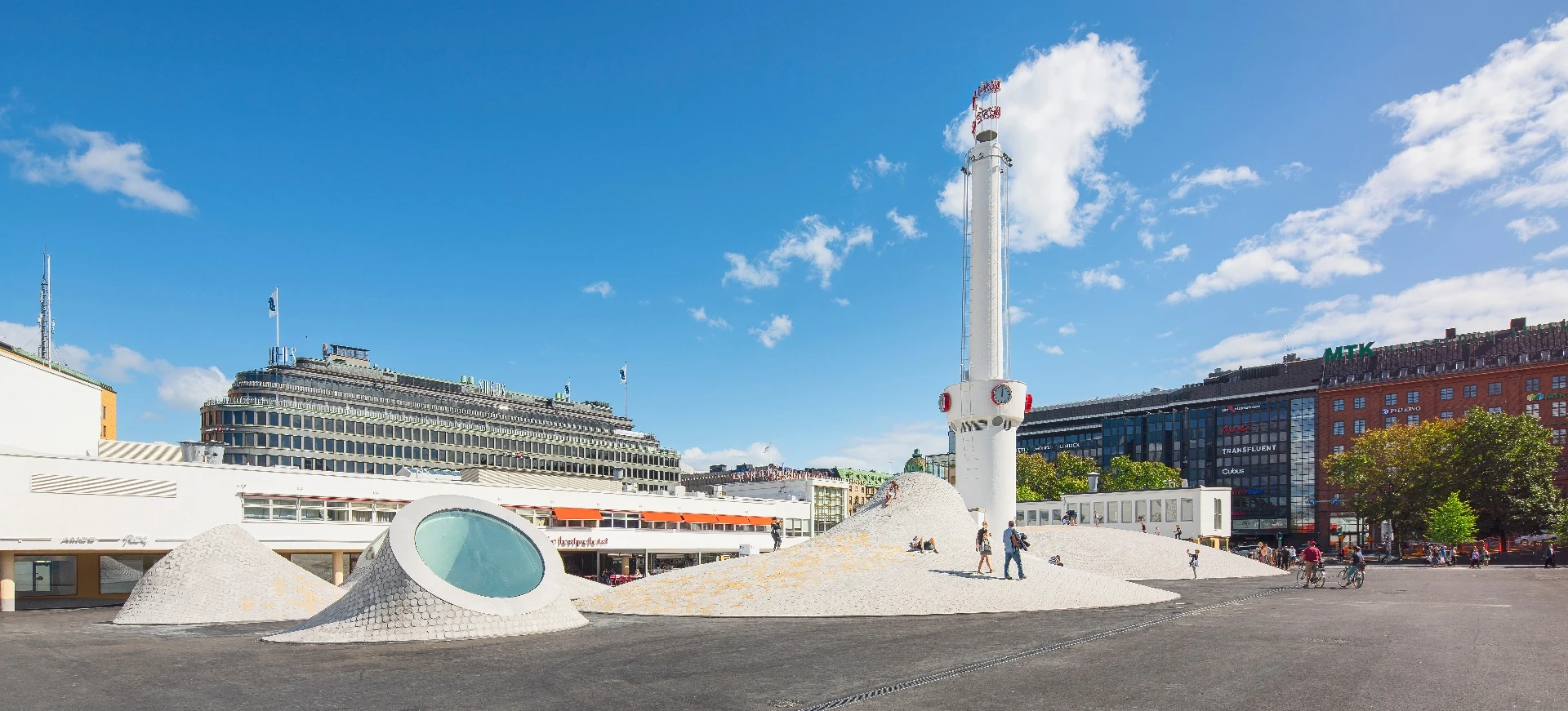 The undulating Lasipalatsi Square