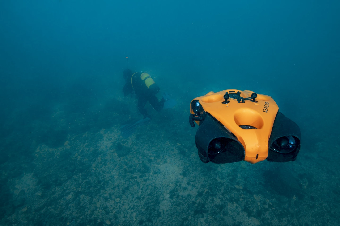 Video footage and other data recorded by the Seasam is automatically uploaded to the Notilo Cloud platform