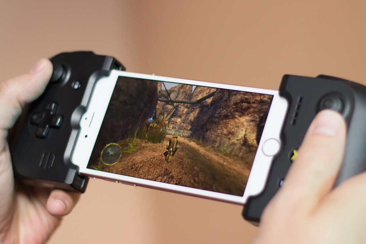 Gamevice review: The best iOS game controller comes to iPhone
