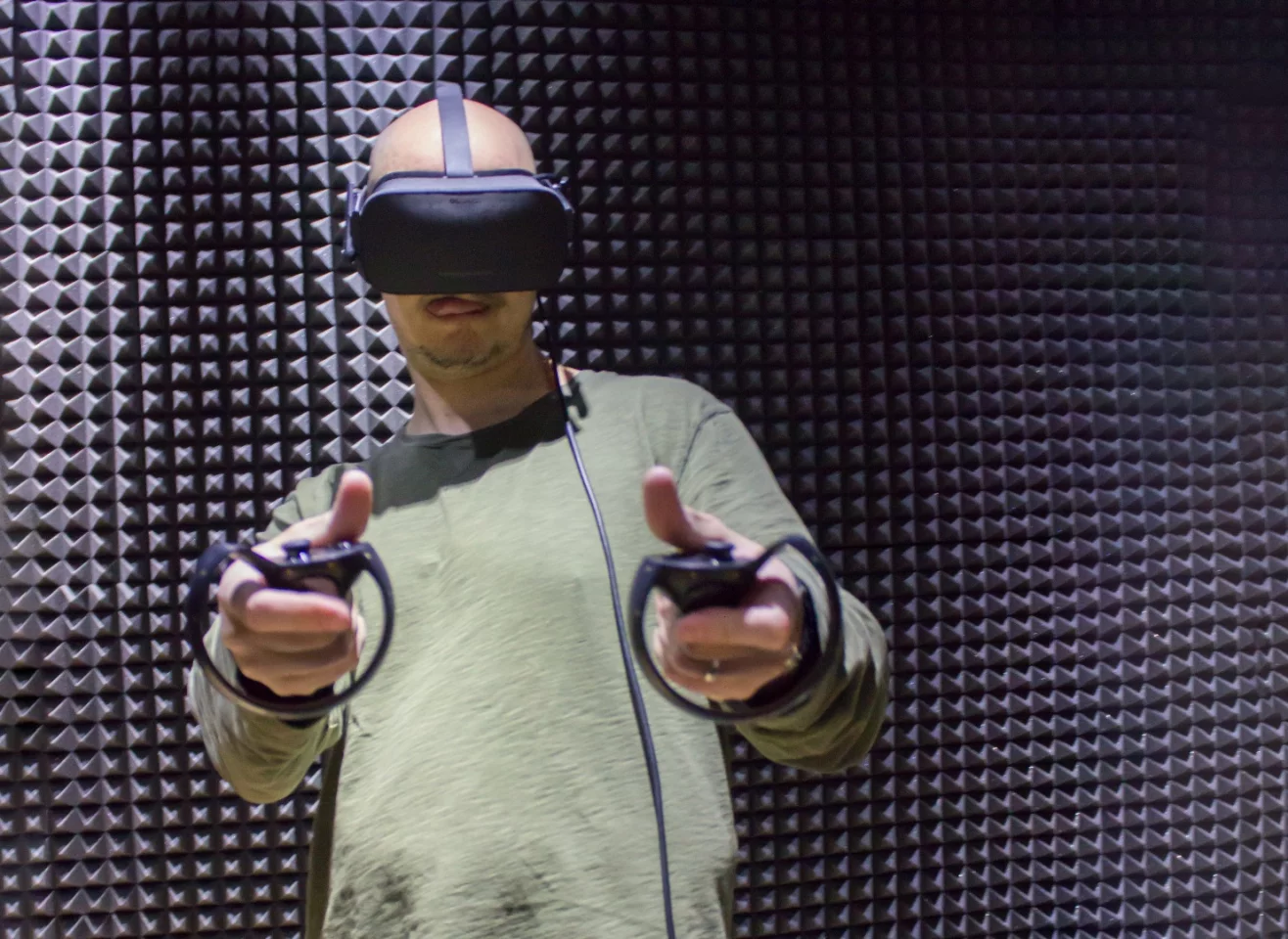 "Eeeeeey!" – our best VR pick is the Oculus Rift, with Oculus Touch controllers