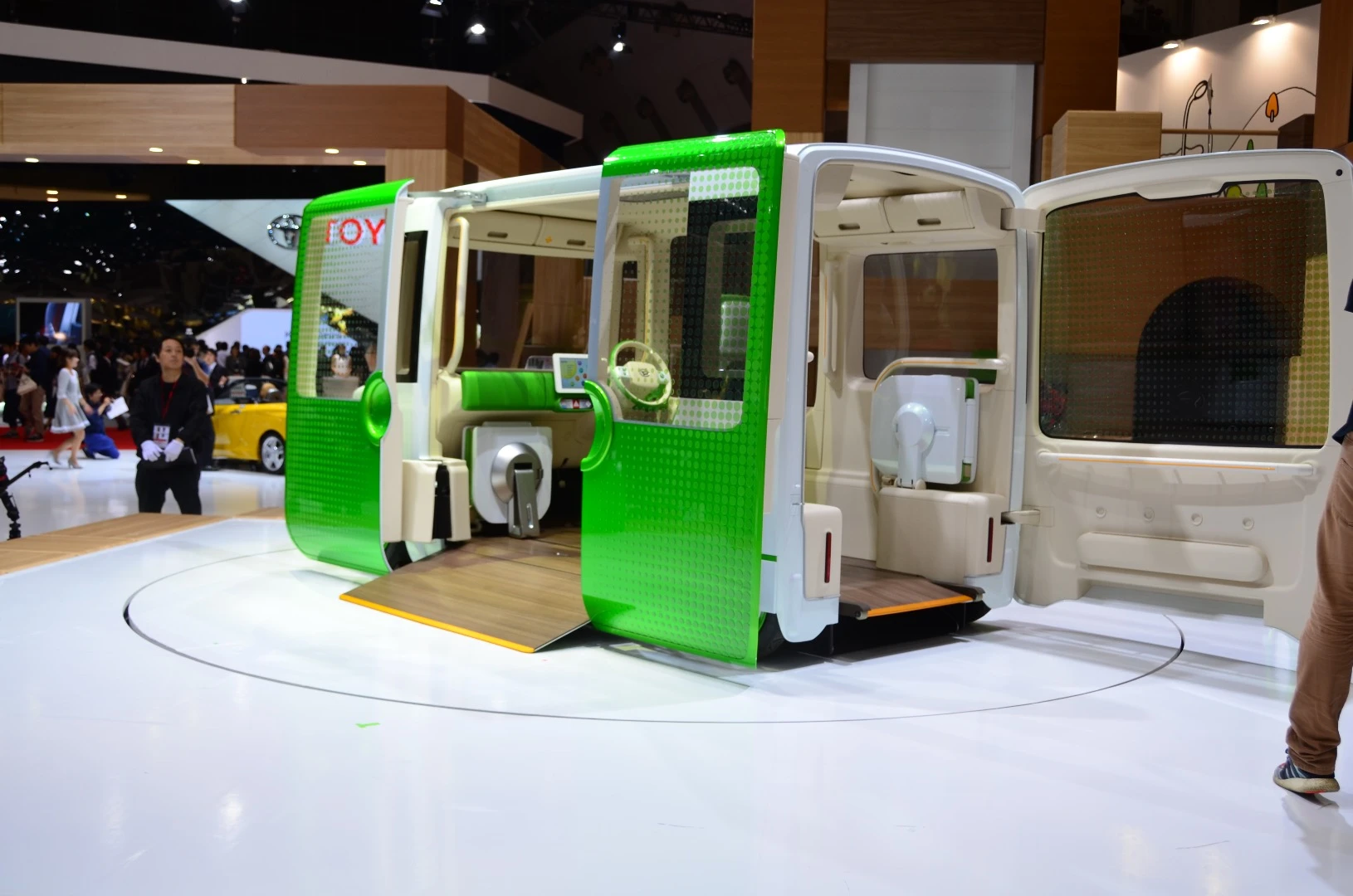 Passengers can load from the side or the back thanks to the multiple doors and folding seats