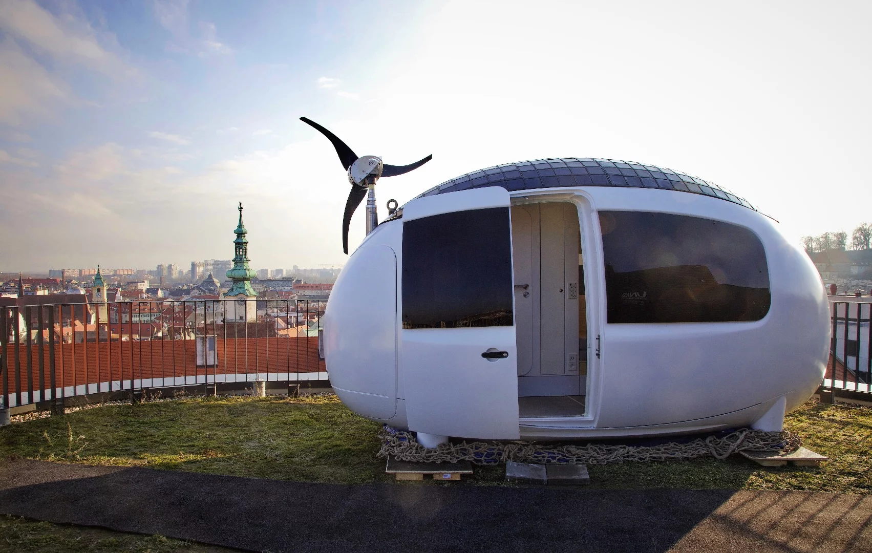 The Ecocapsule measures 4.67 x 2.2 m (15 x 7.2 ft) and has a maximum height of 2.5 m (8.2 ft)