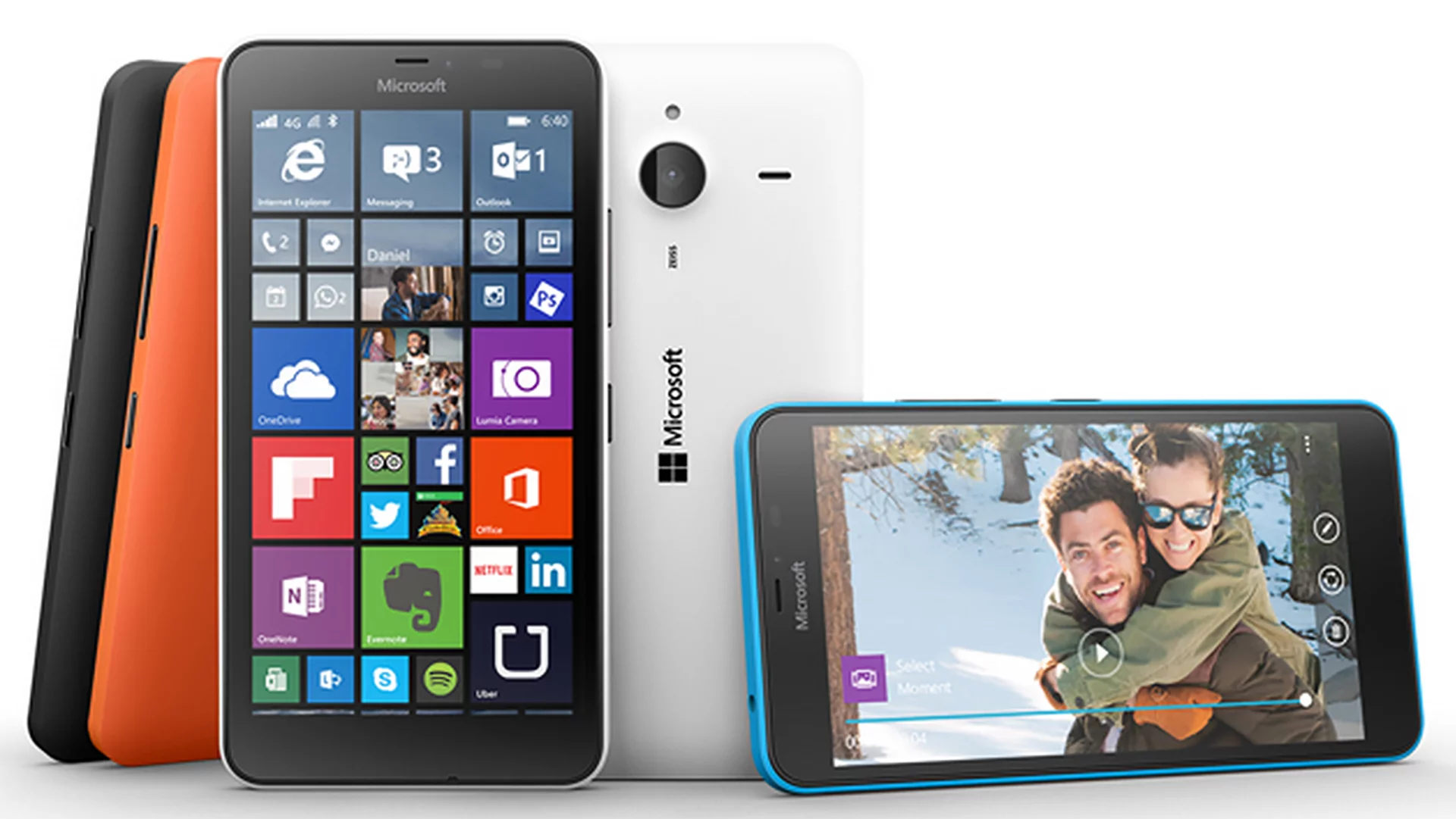 If you’re a phablet fan then you might prefer the 640 XL’s 5.7-inch panel, but with the same 720p resolution, it won’t be quite as sharp as its little brother, offering 259 PPI