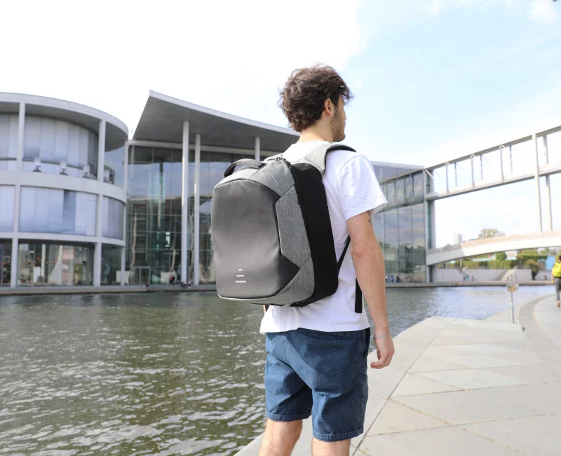 Moonr's suspension backpack is the second such device we've seen