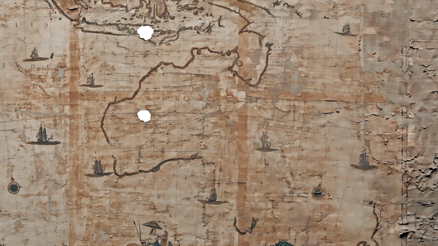The earliest known map of Australia and New Zealand, Joan Blaeu's Archipelagi Orientalis Sive Asiaticus (1659) sold for £248,750 (US$321,819) at a Sotheby's auction in London this week.