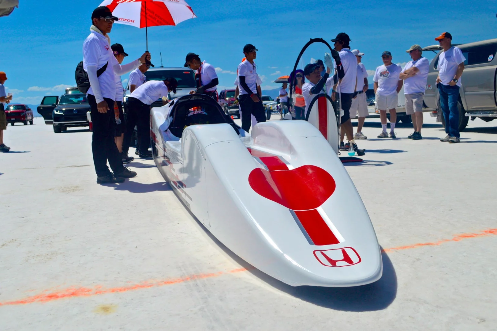 At Speed Week, we noticed that the Honda R&D team seemed particularly organized and meticulous, and we weren't the only ones. A post on Mike Cook's shootout Facebook page describes, "The Honda team are also a precision group executing every step in perfect order and prepping their car for maximum performance on every run"