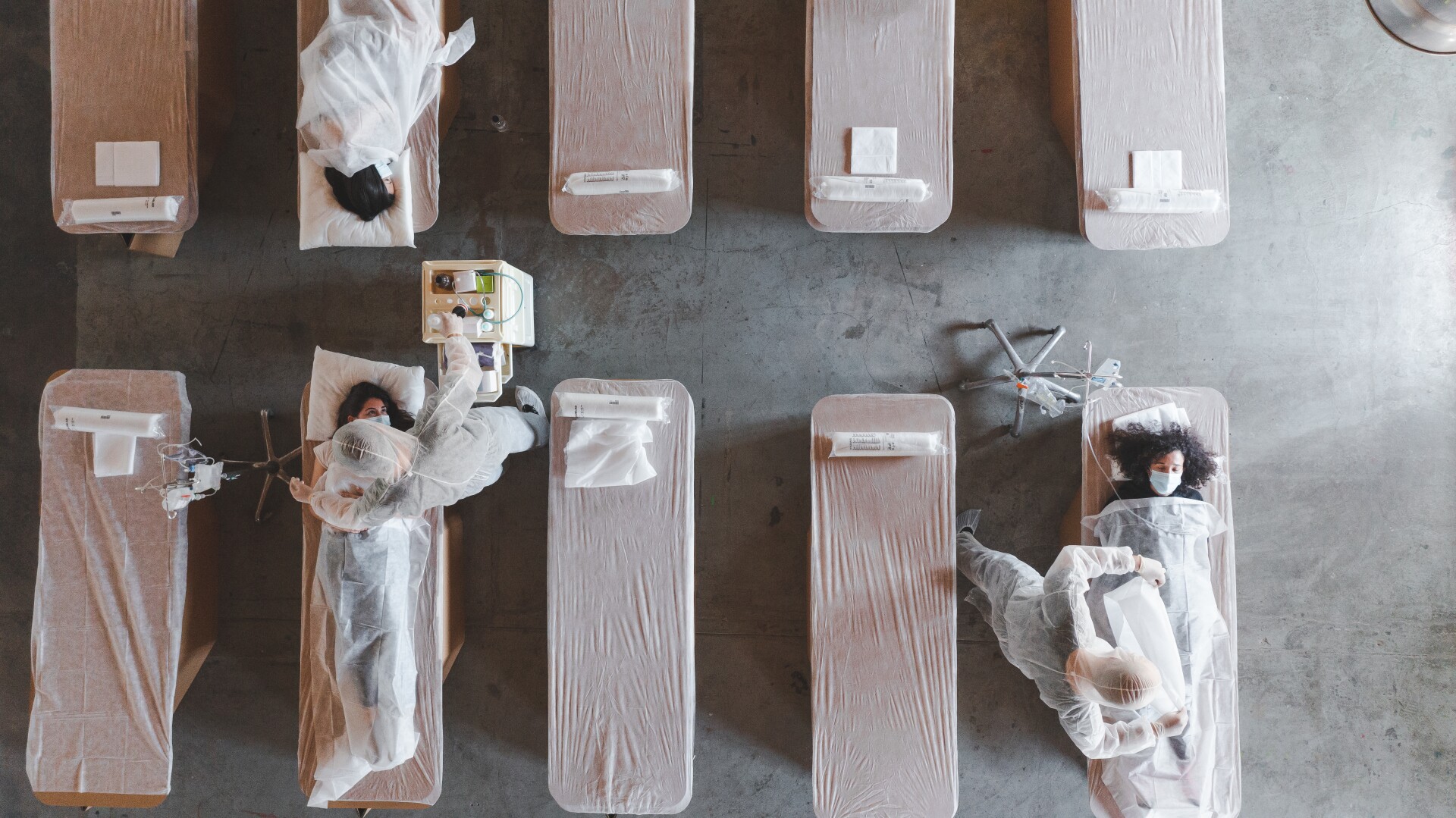 The ingenious cardboard bed