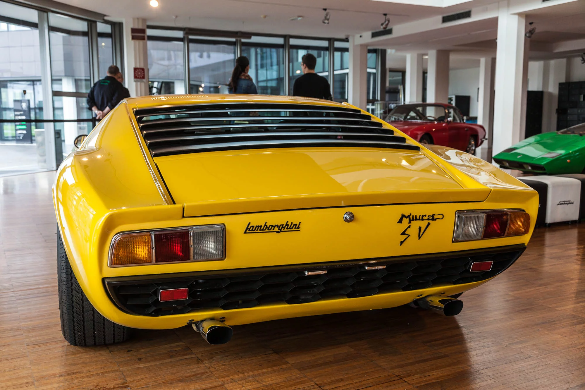 1966 Lamborghini Miura P 400 SV (Photo: Loz Blain/Gizmag.com)