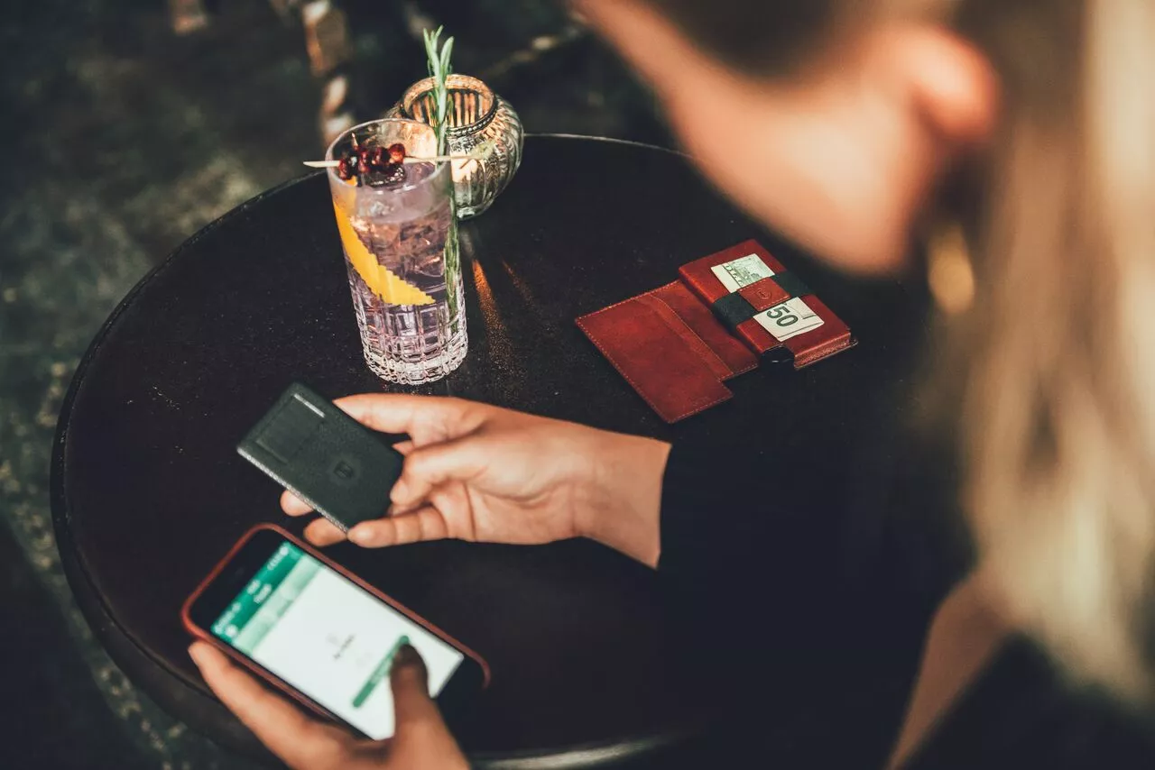 The Ekster 3.0 is the latest trackable wallet to hit the scene