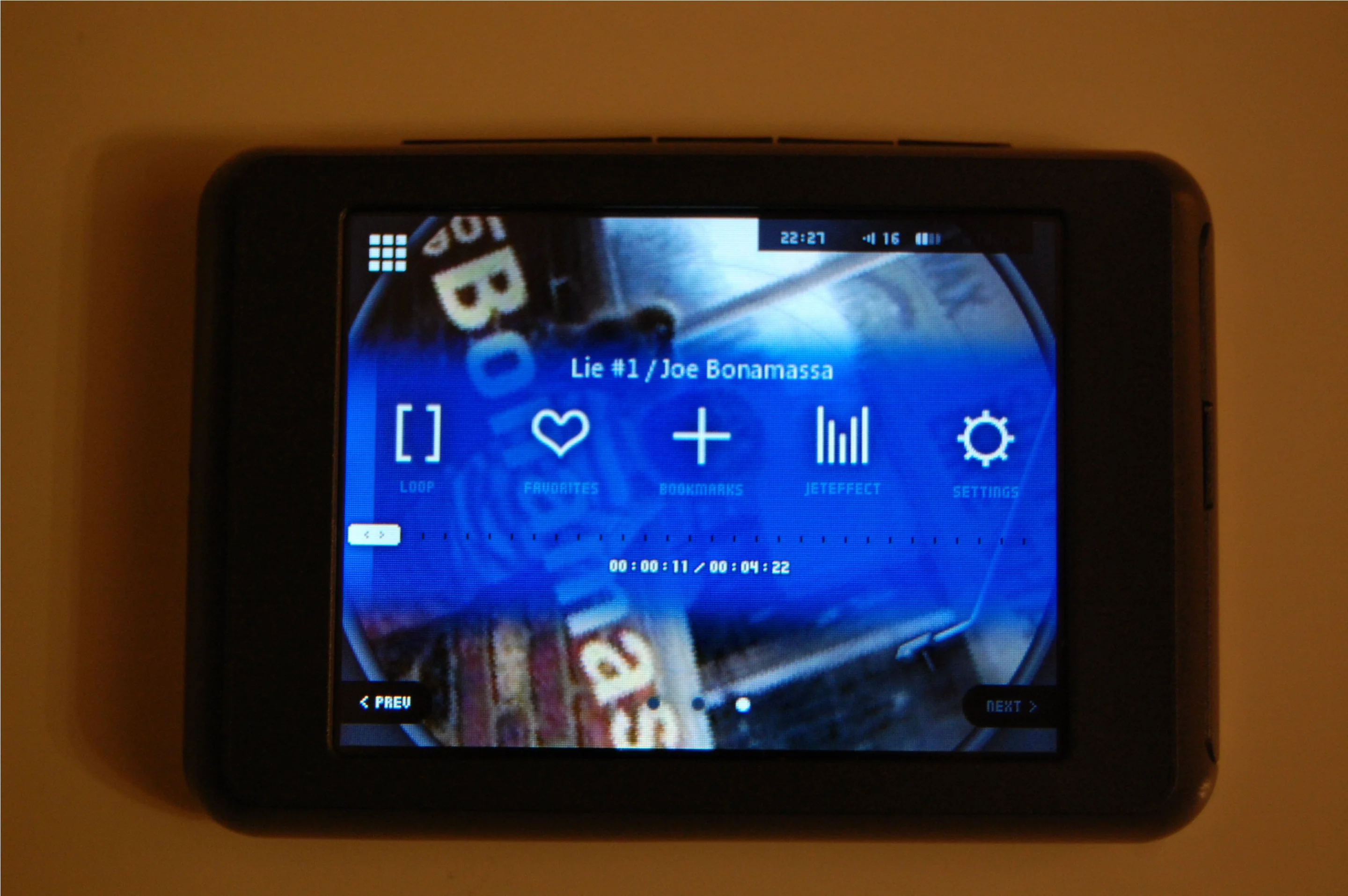 One of the sub-menus, with which you can add a track to favorites, choose an EQ preset and opt to loop the music