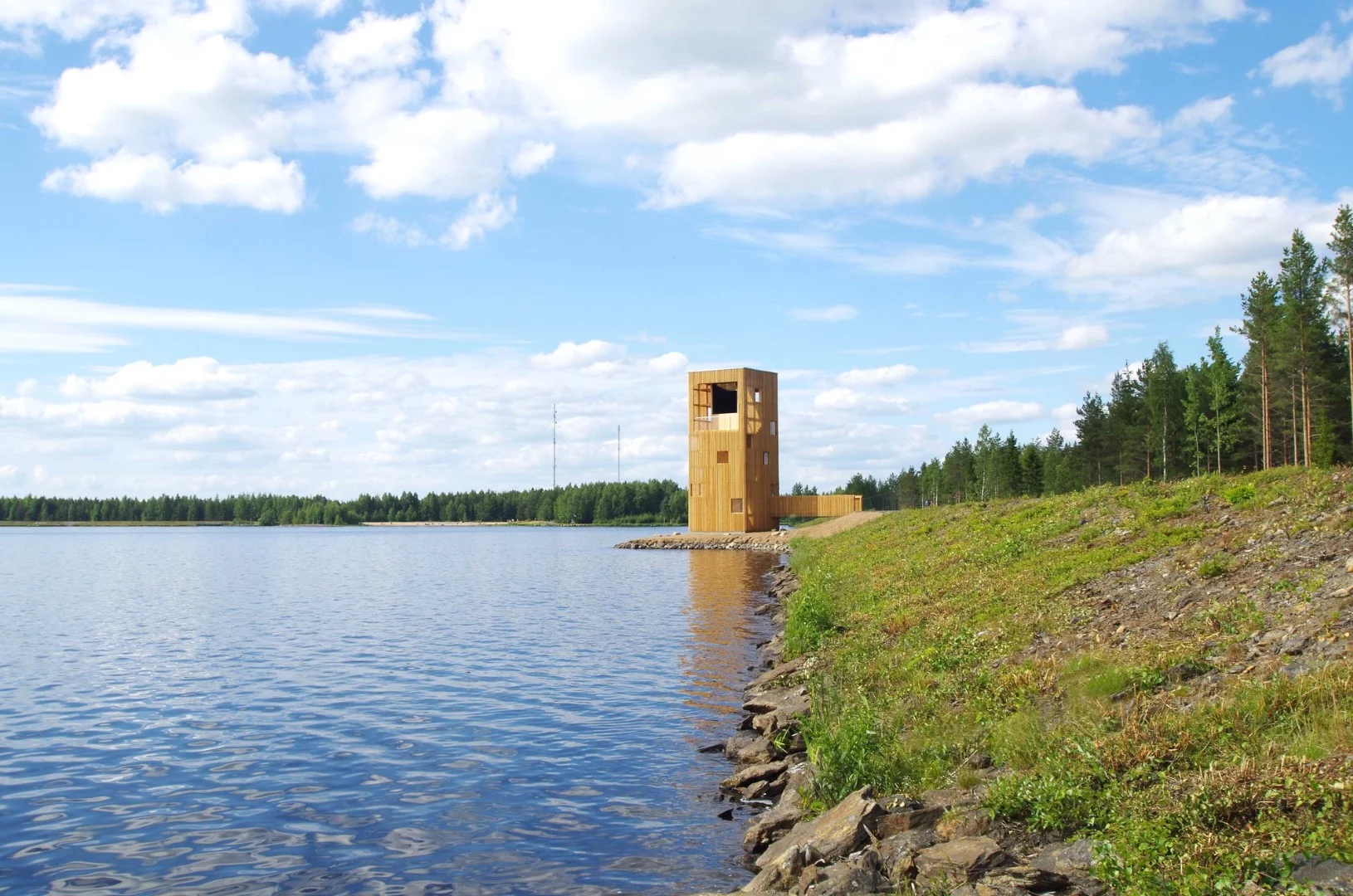 Anyone unwilling or unable to the stairs can instead choose to enter the tower's ground floor and take in a reflected image of the view at the top, created by two large mirrors