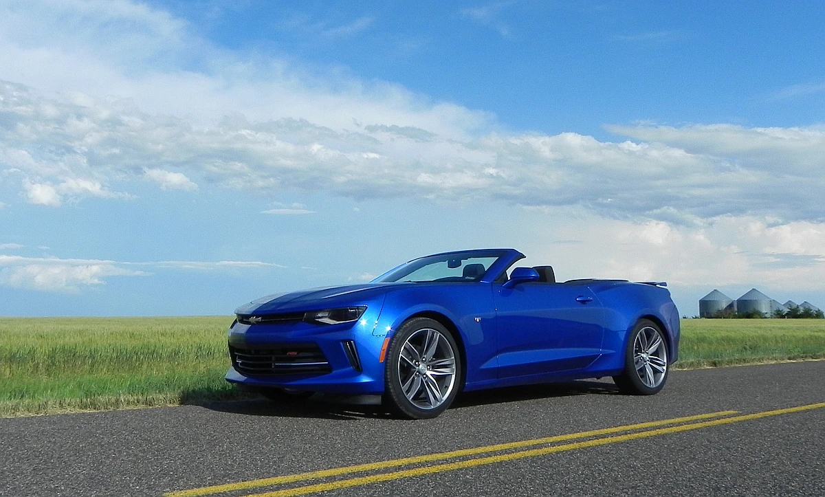 As an everyday driver with weekend fun runs ready to be had, the 2016 Chevrolet Camaro Convertible is a great choice