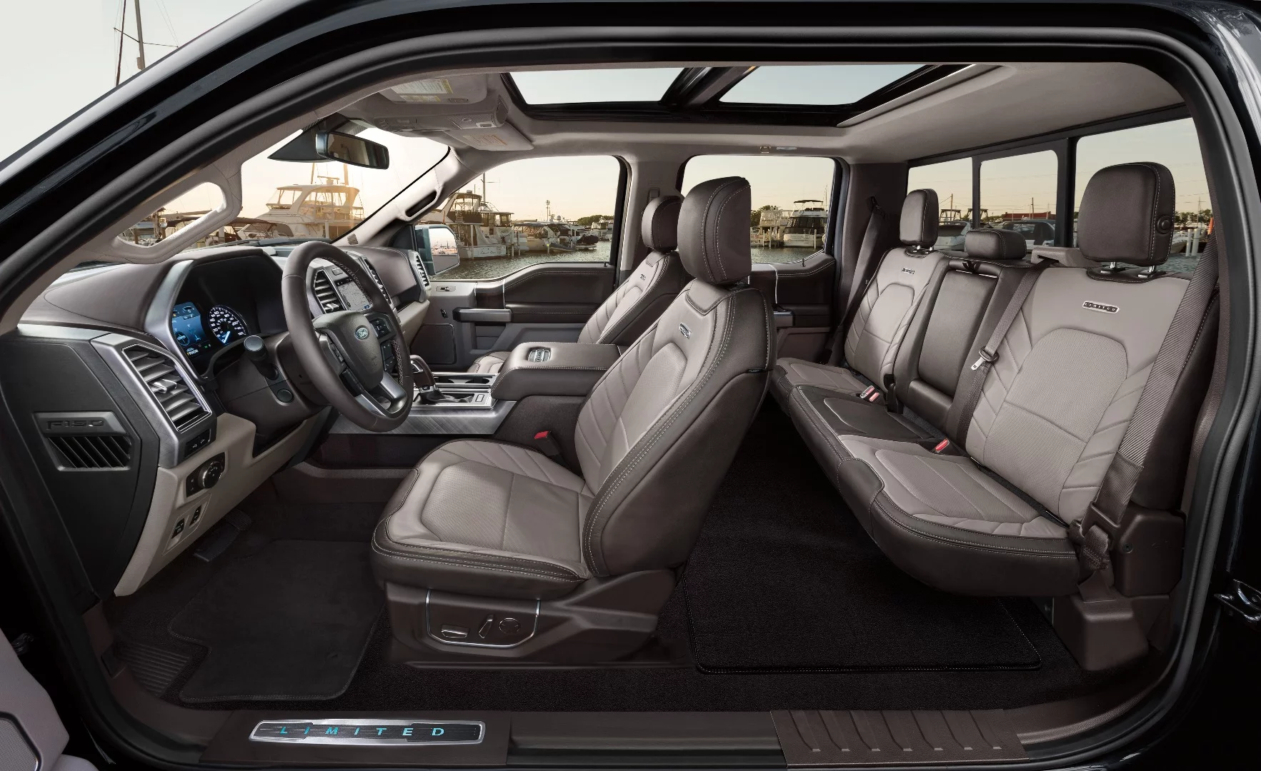 2019 Ford F150 Limited: upgraded luxury interior