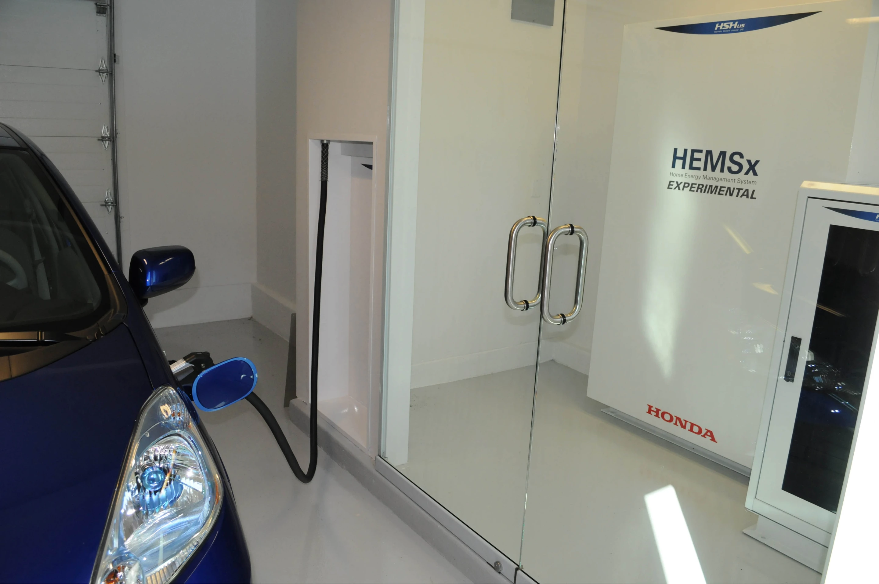 Honda modified the Fit EV to accept DC power directly with from the home's solar panels or its 10 kW battery