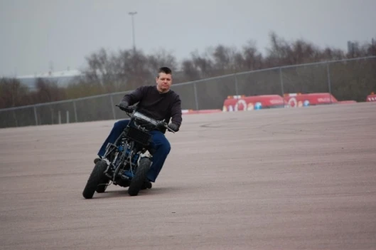 4mc: virtually impossible to fall off