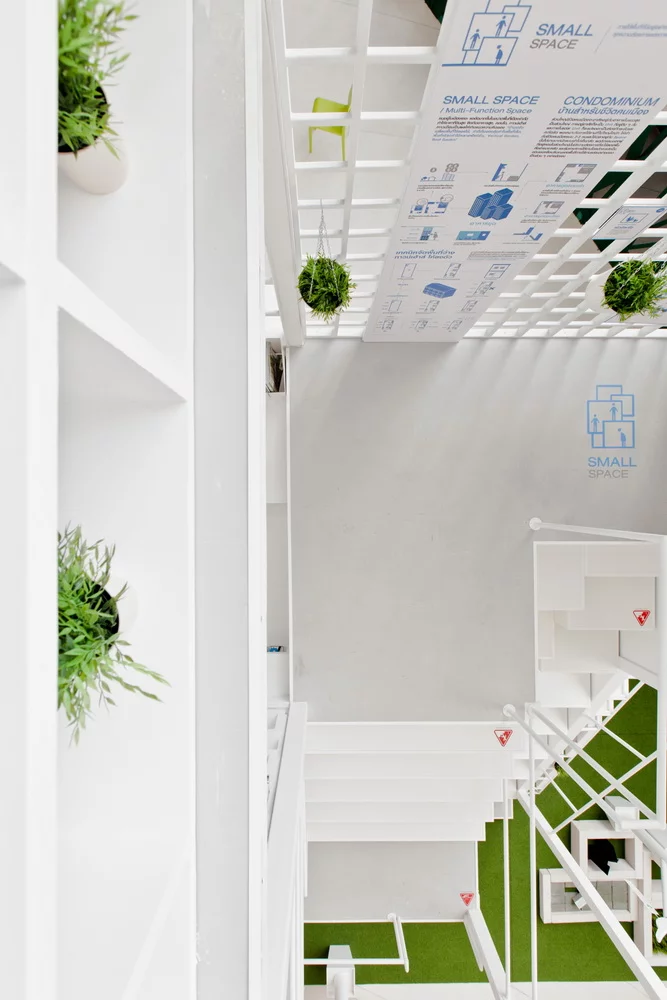 Though the interior areas of the living space are small, they are still quite flexible