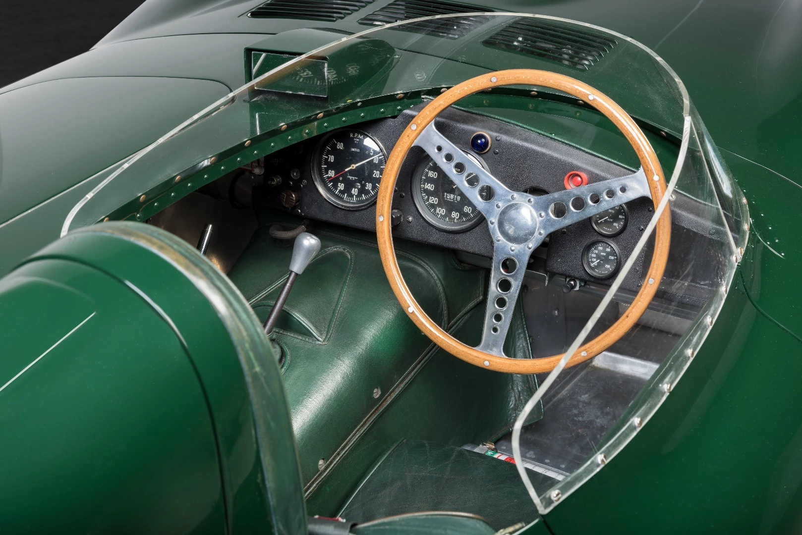 The star car at Mossgreen's official Motorclassica auction in Australia was the Ex-Duncan Hamilton, Gerry Ashmore, Bib Stillwell 1955 Jaguar D-type with an extensive racing history. The car had an estimate of AUD 7 to 8 million but could only muster a high bid of AUD 5.5 million (US$4.35 million) and it did not bring the hammer down.