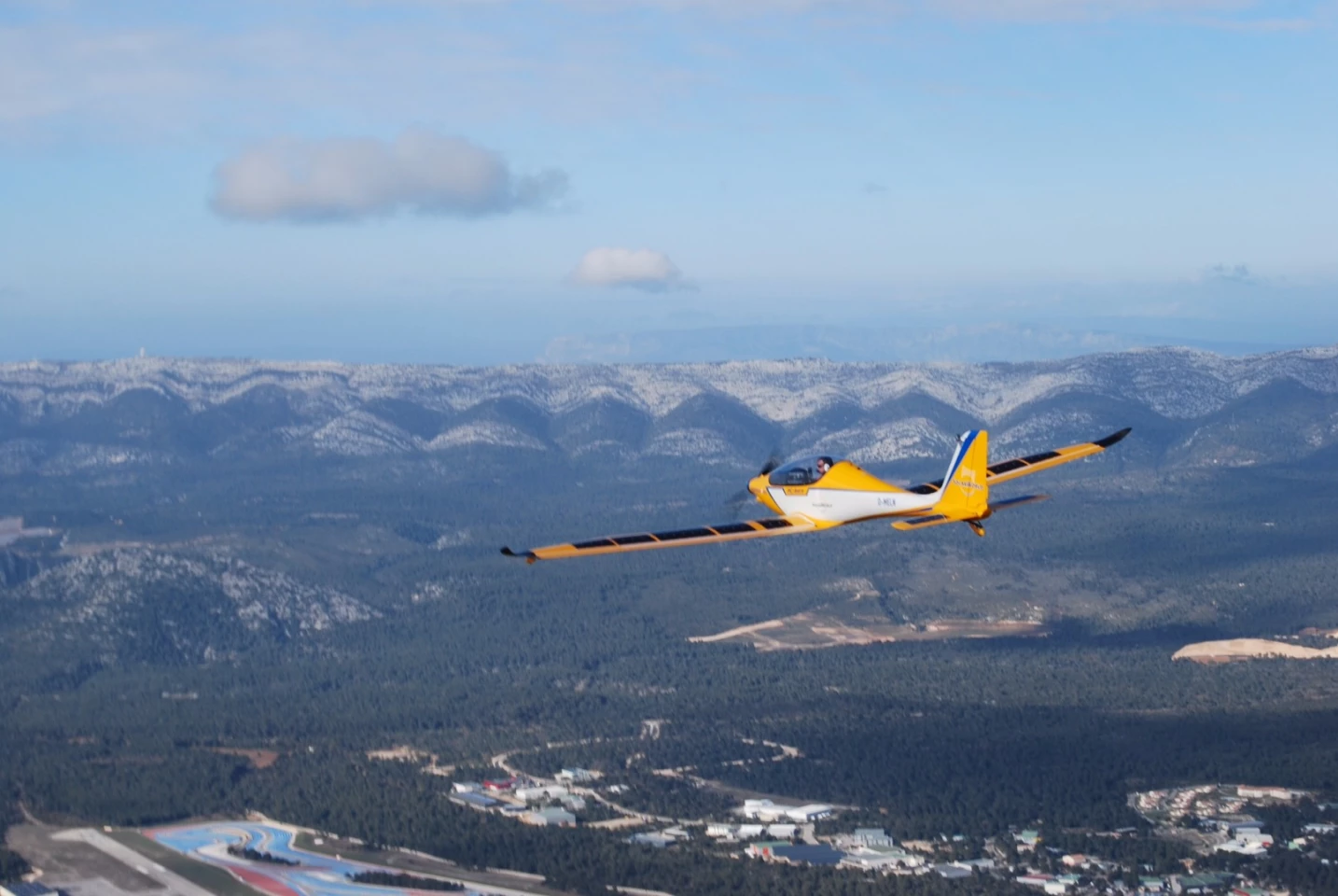 In 2015, the Elektra One Solar became the first solar-electric plane to cross the Alps. Even two years ago, the aircraft carried a payload designed to capture 3D imaging.