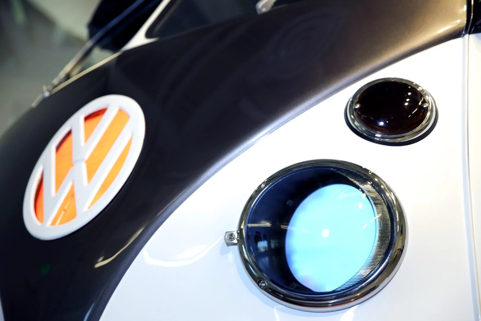 Old becomes new: the classic VW bus gets some technologies from the future