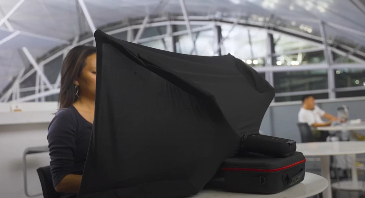 The Splay Max can be sat atop a desk and angled using the supplied case, or mounted to a tripod